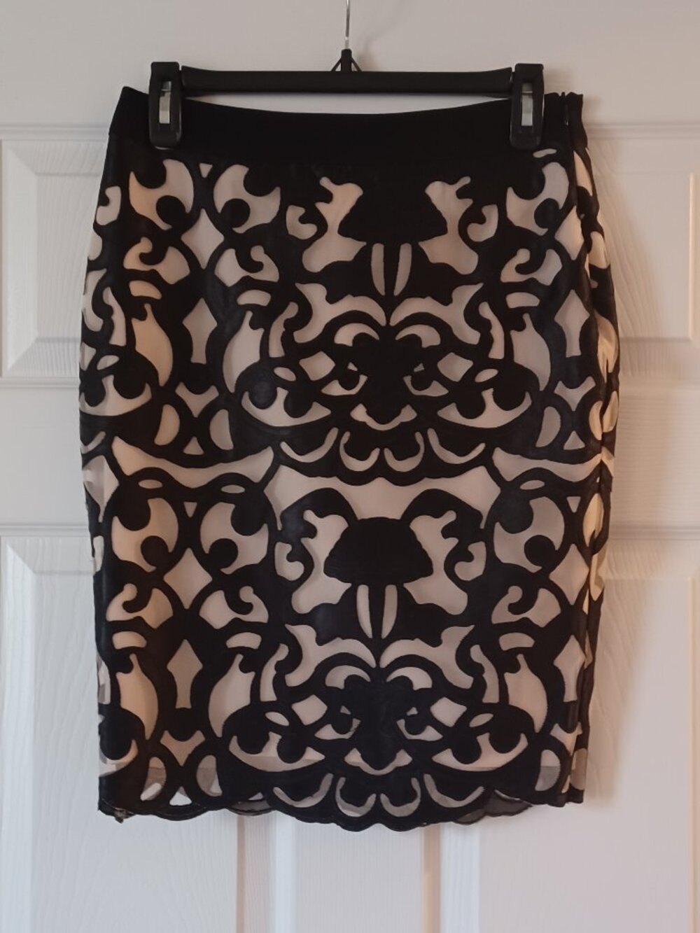 LIKE NEW! Revolve Endless Rose Embroidered Cut-Out Lace Pencil Skirt